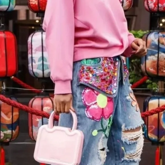 NWT Embellished Ripped Blue Boyfriend Jeans - Picture 3 of 10